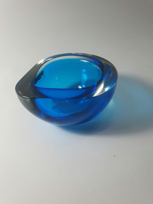 Vintage Blue Sommerso Glass Bowl: Mid-Century Modern Decor