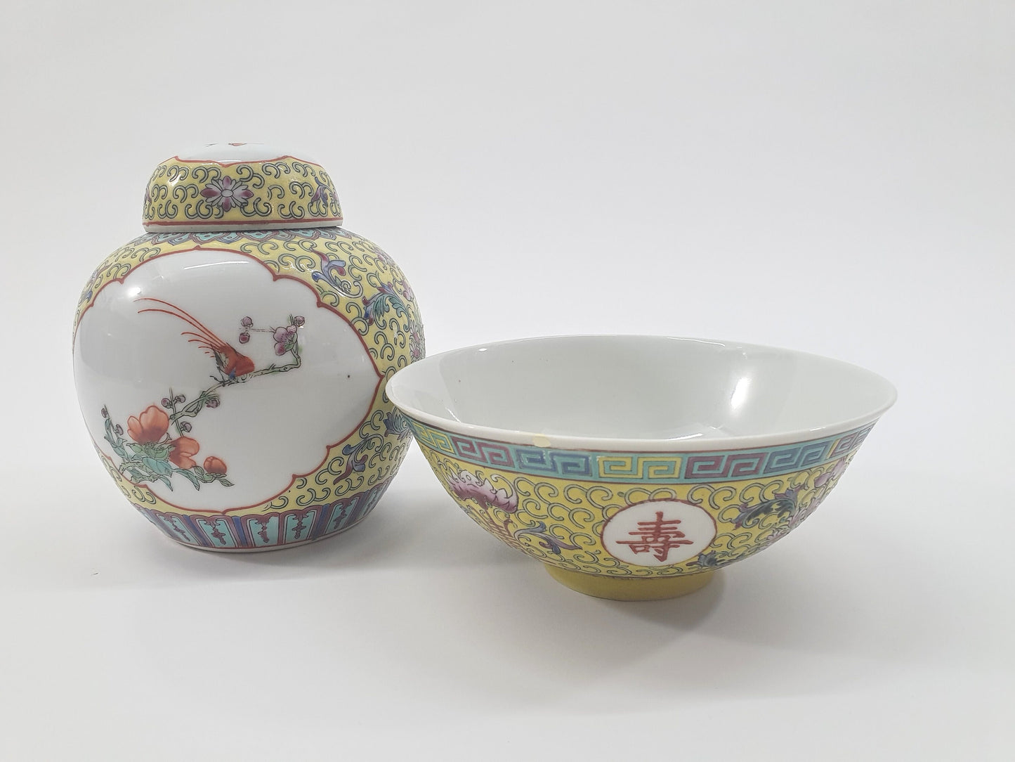Vintage Jingdezhen Rose Chinese Ginger Jar and Bowl, c1990s, Delightful sweet container and dish