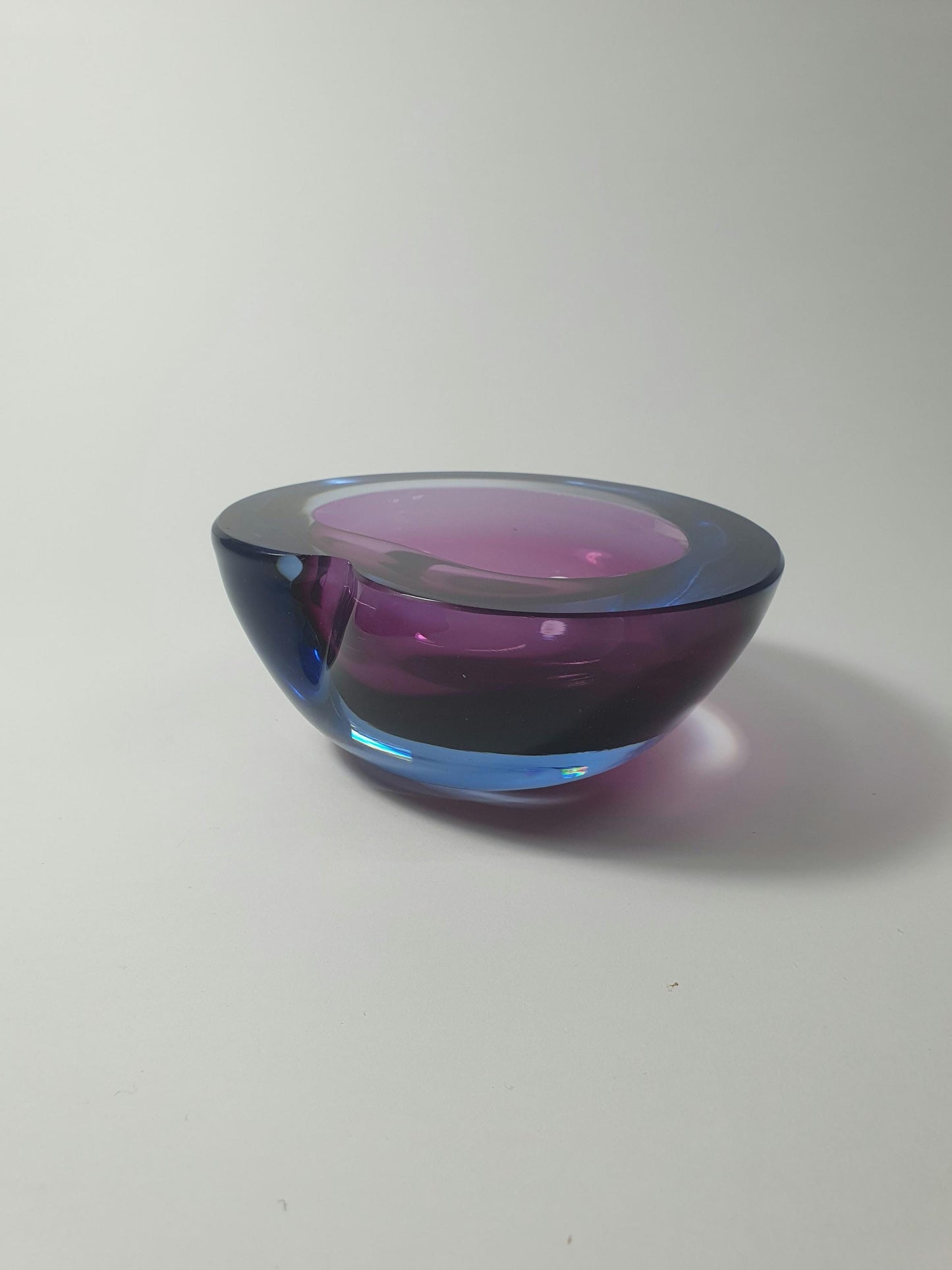 1960s Sommerso Glass Bowl: Vintage Kidney Shape, Pink & Blue Geode