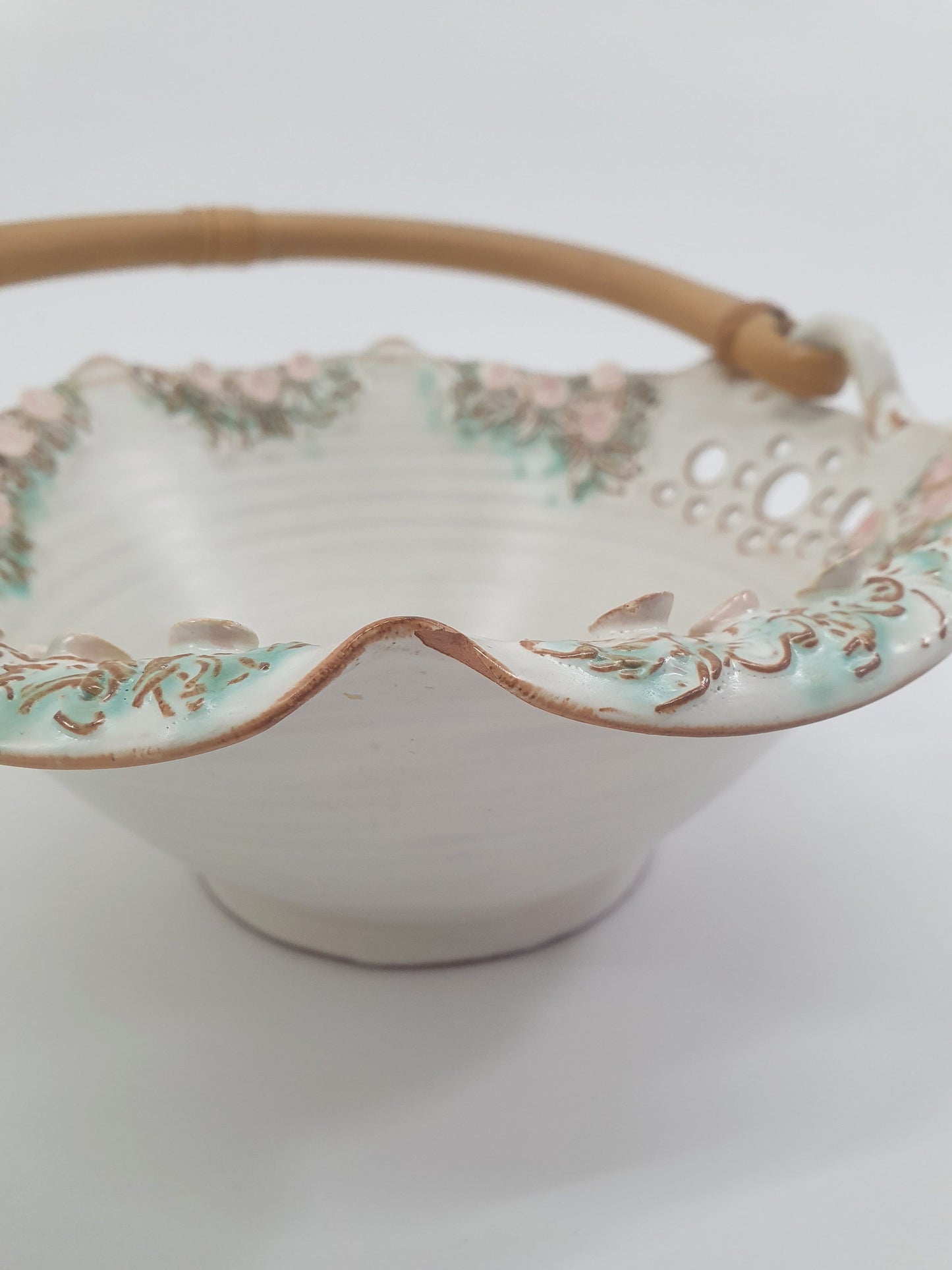 Vintage Kegworth Pottery Basket: Linda Smith Floral Bowl with Cane Handle