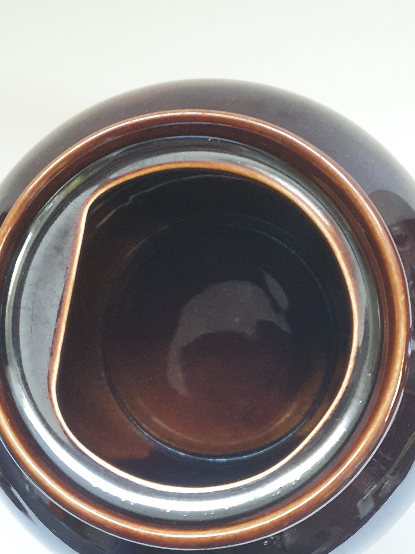 Brown Betty. Sadler Round Belly Teapot. 1980s