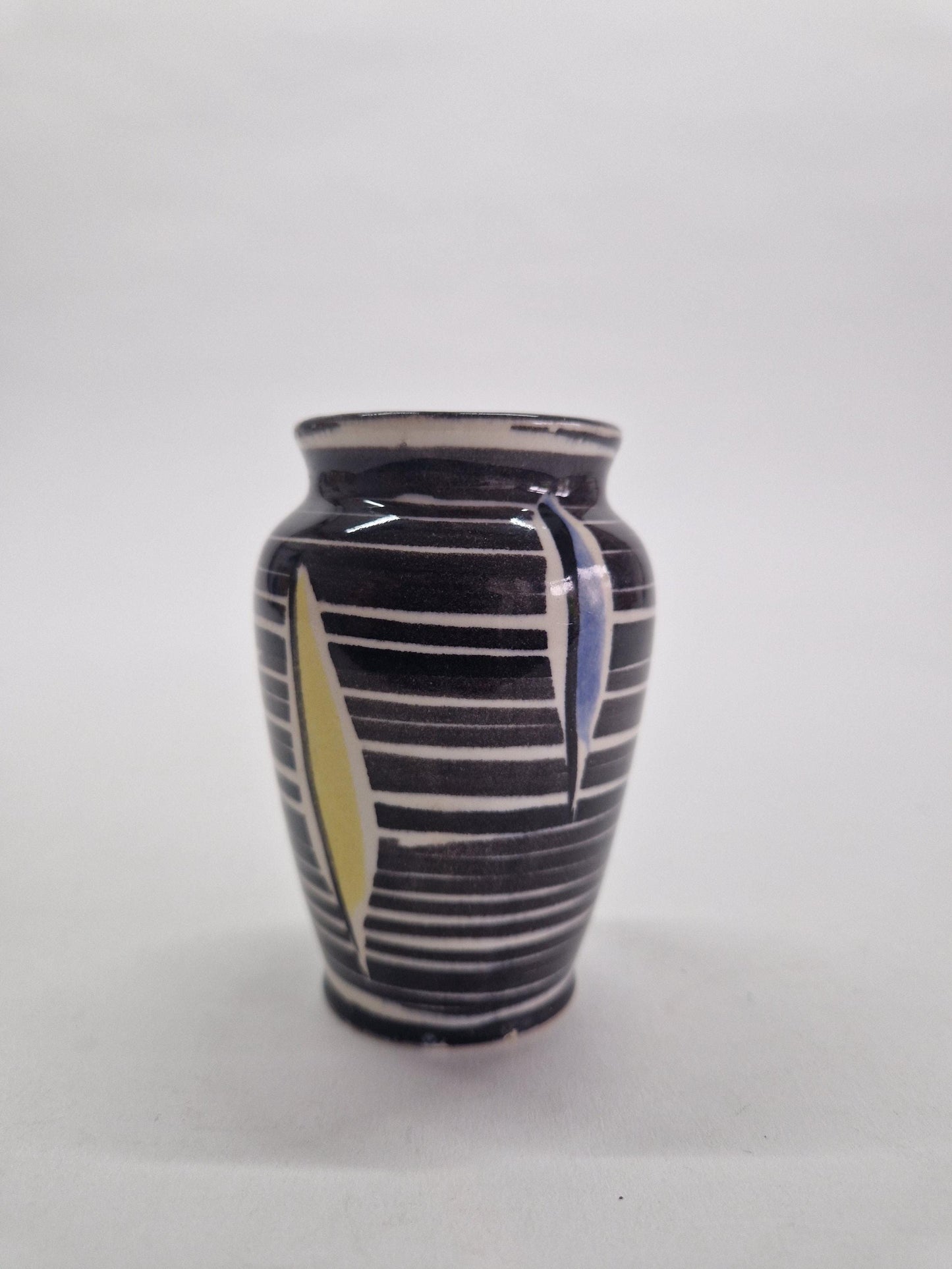 Vintage Scheurich Keramik Mini Vase: Mid-Century Modern Design with Kintsugi Repair