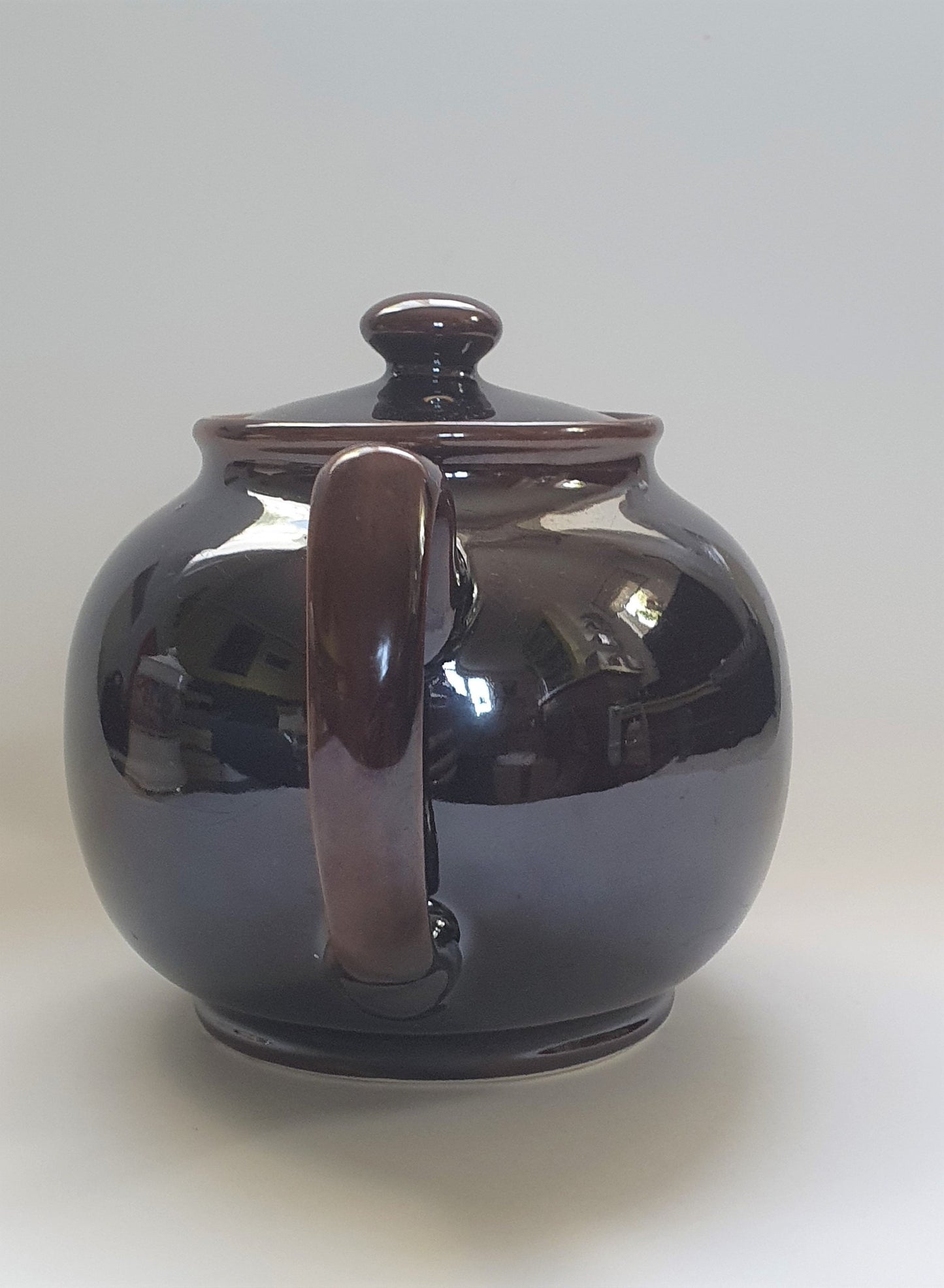 Brown Betty. Sadler Round Belly Teapot. 1980s