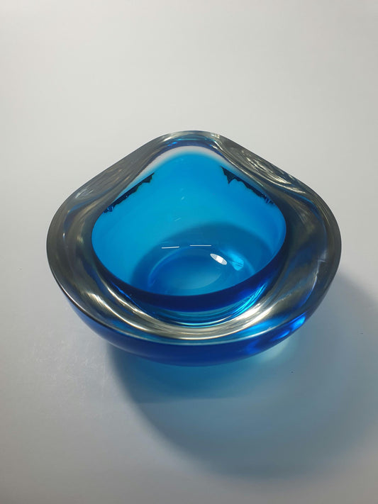 Vintage Blue Sommerso Glass Bowl: Mid-Century Modern Decor
