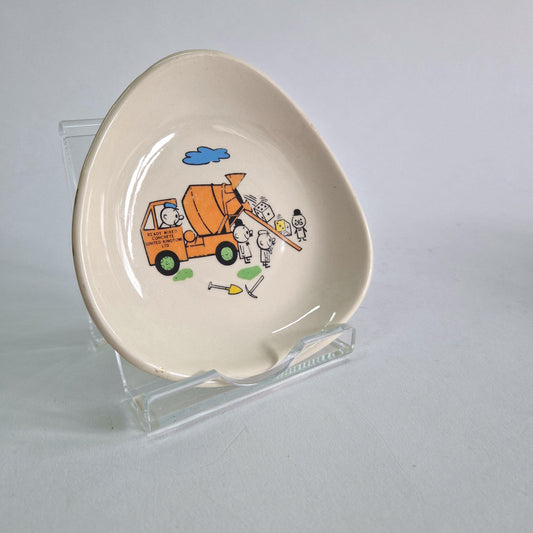 Vintage Wade Pin Dish, Humorous Concrete Mixer and Dice. c 1960s