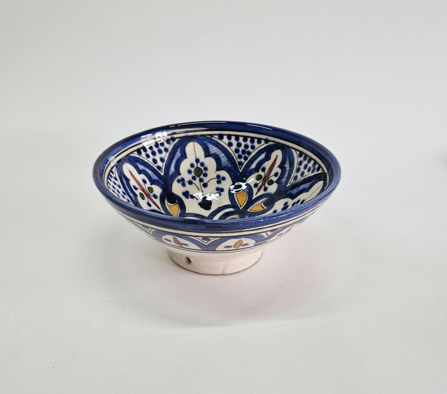 Vintage Safi Bowl: Hand-Painted Moroccan Arabesque Pottery