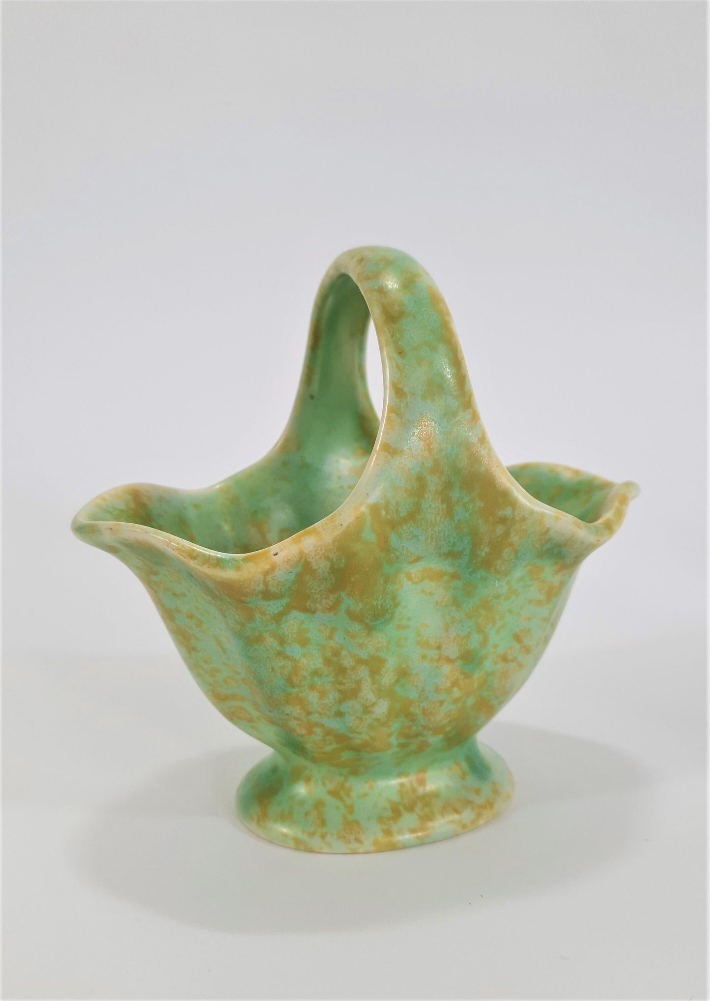 Vintage Wade Heath Posy Baskets: Green Flaxman Pottery Pair, c1939