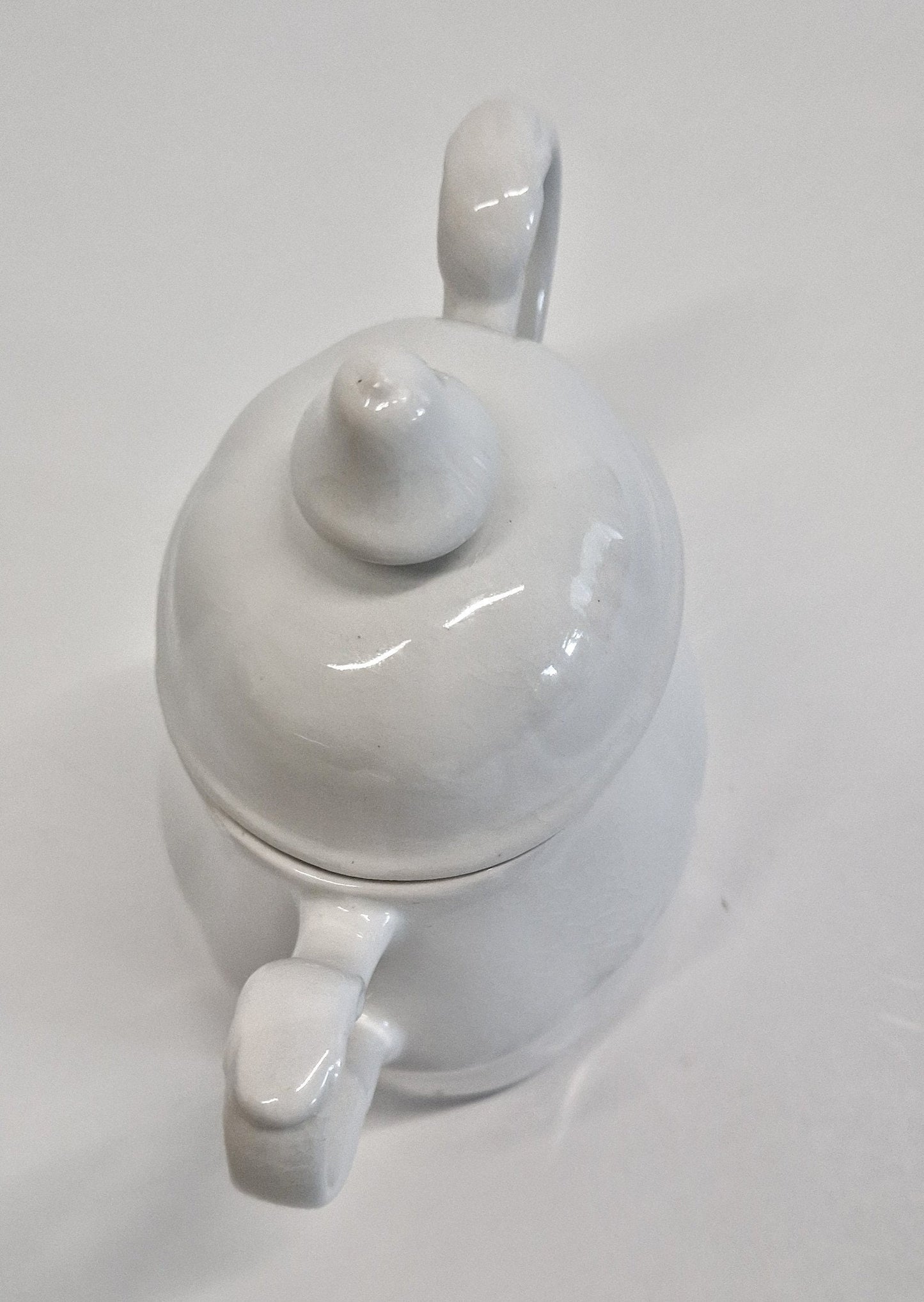 Vintage 2 Handled Sugar Bowl with Lid by J&G Meakin. Sterling Colonial.  c1930s