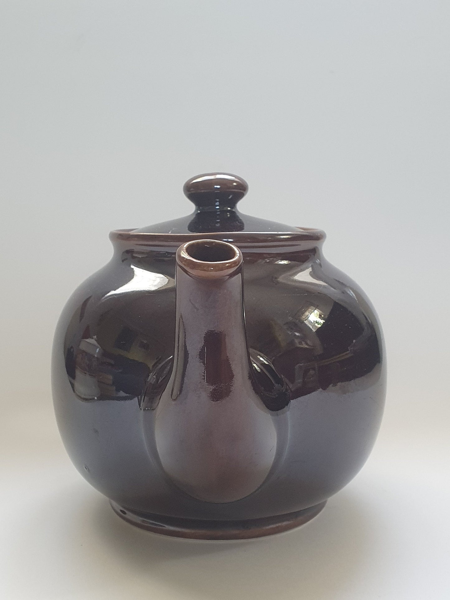 Brown Betty. Sadler Round Belly Teapot. 1980s