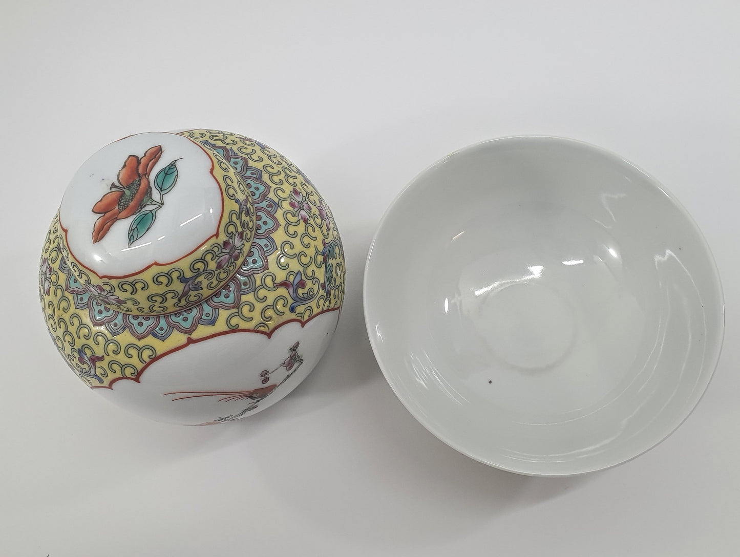 Vintage Jingdezhen Rose Chinese Ginger Jar and Bowl, c1990s, Delightful sweet container and dish